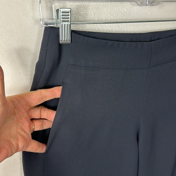 Theory Tapered Leg Pant Women's 00 Black Lightweight Mid Rise Inseam 26.5" EUC - Picture 5 of 11